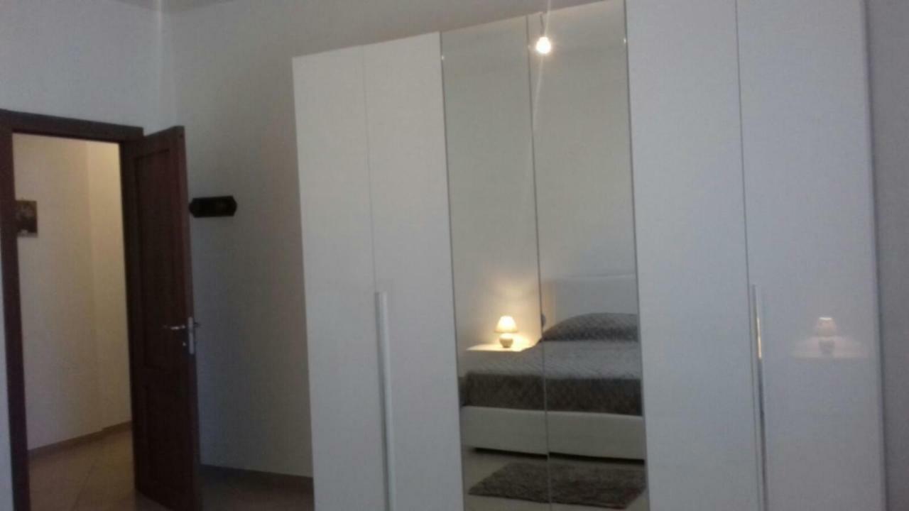 Flat By Lello Apartment Bari Bagian luar foto
